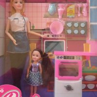 Комплект семейство кукли с готварска печка , снимка 1 - Кукли - 40491693
