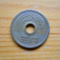 монети – Тайван, Хон Конг, Япония, снимка 12 - Нумизматика и бонистика - 27053135
