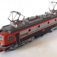Нова цена за електрически локомотив 623486 SNCF HO 1:87, снимка 7 - Колекции - 37547287