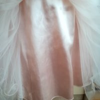 Официална бяла рокля и цвят праскова, снимка 4 - Бебешки рокли - 40596385