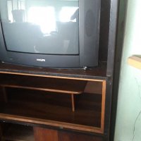 Старинен  ТВ шкаф/витрина, снимка 2 - Антикварни и старинни предмети - 32995396