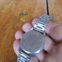 Часовник Seiko 5 Quartz #2, снимка 3 - Антикварни и старинни предмети - 43104797