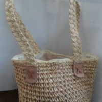 Ретро  дамска плетена камъшена  чанта, снимка 1 - Антикварни и старинни предмети - 16394966