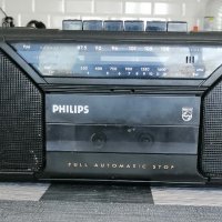 FHILIPS радиокасетофон, снимка 2 - Радиокасетофони, транзистори - 43425810