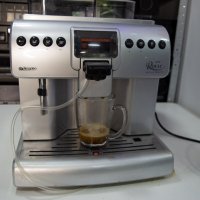 Кафеавтомат Saeco Royal , Устройство за пяна, Керамична мелачка, Авт. почистване, 1, снимка 1 - Кафемашини - 37000136