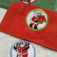 Коледни подаръчни комплекти с три памучни кърпи и кутия, снимка 5 - Хавлиени кърпи - 35011449