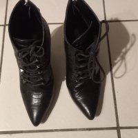Продавам  обувки. Номер 36. , снимка 1 - Дамски боти - 43821229
