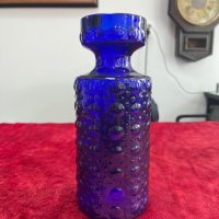 Релефна ваза от кобалтово стъкло. №2667, снимка 1 - Антикварни и старинни предмети - 38072526