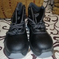 Работни обувки - чисто нови. , снимка 2 - Други - 39471986