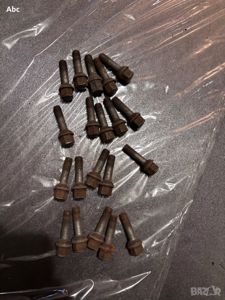 Болтове за Мерцедес ц класа 203, снимка 1