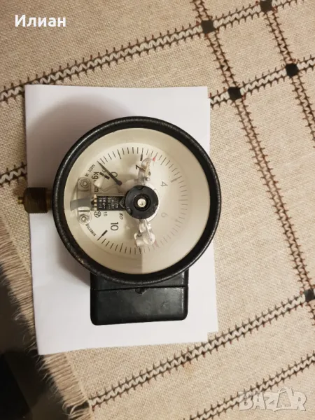 Електро-контактен манометър български Ф10, 10бара, снимка 1