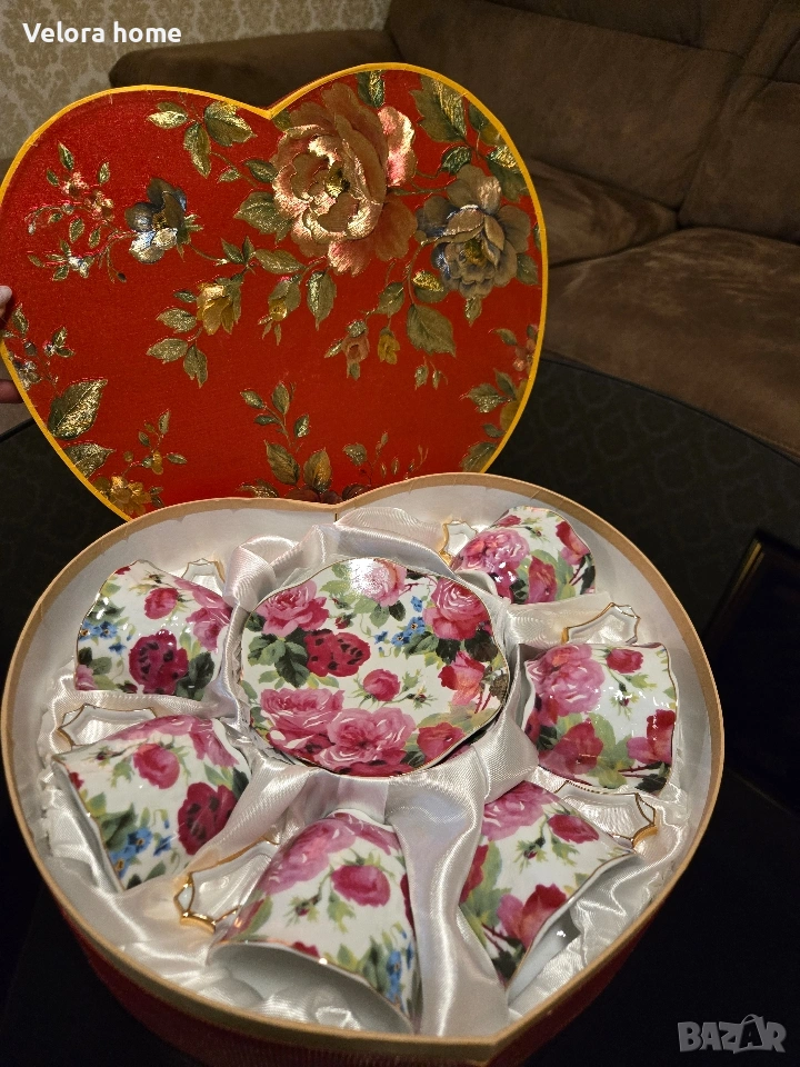 Страхотен ЯПОНСКИ- ПОРЦЕЛАНОВ сервиз , снимка 1