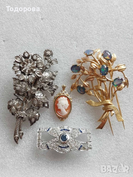 Лот от 3 брошки,златна 18 к. брошка с черни опали,и две с диаманти, снимка 1