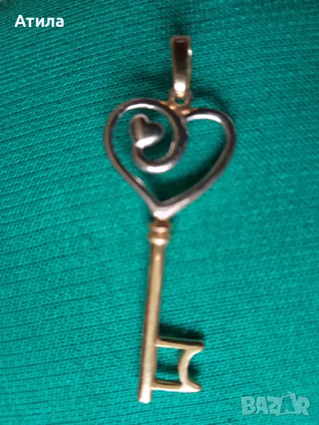 злато ключе висулка , снимка 1
