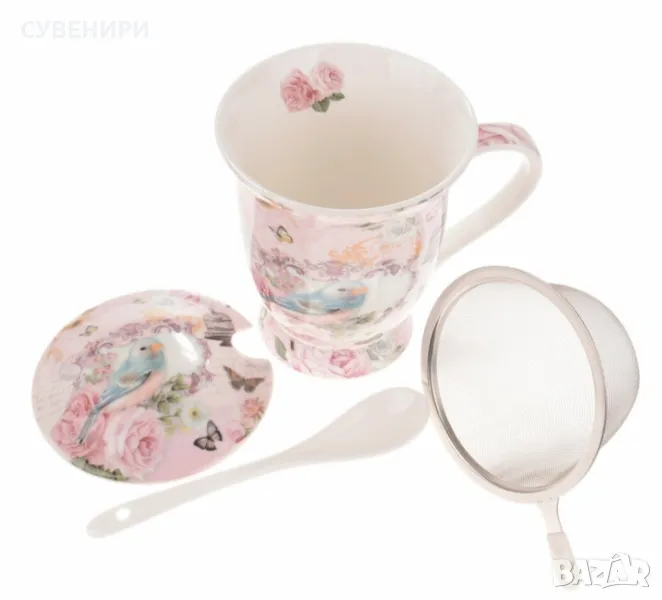 Красива керамична чаша за топли напитки с цедка иизвита дръжка и декор във винтидж стил., снимка 1