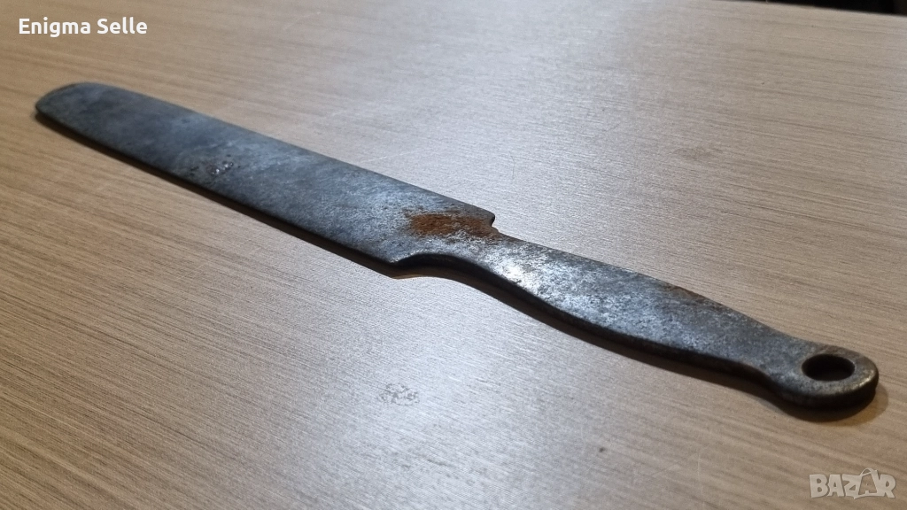 Стар плосак масат 36 см , снимка 1