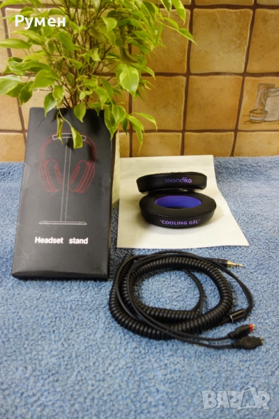 Падове и кабел за Sennheiser HD 600 650 660s  и др. , стойка за слушалки, снимка 1