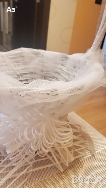 Бяла кошница, снимка 1