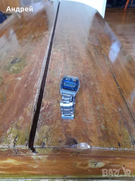 Стар електронен часовник Sharp, снимка 1