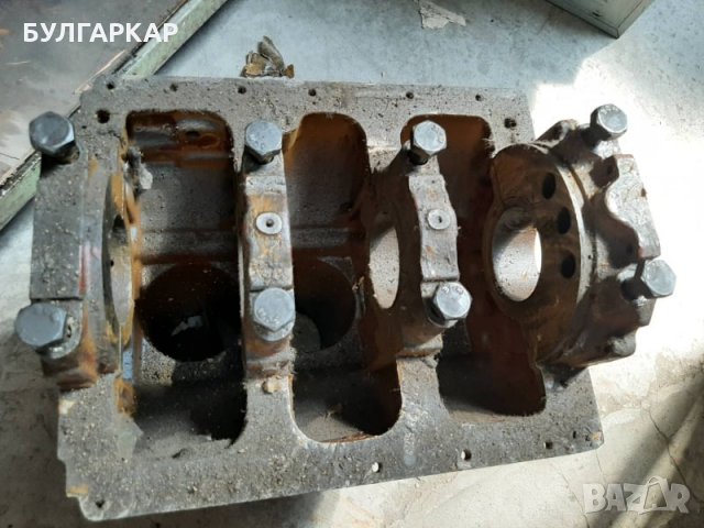 Блок цилиндров  за двигател Перкинс Д 2500, мотокар Рекорд 1 и 1733, снимка 2 - Други машини и части - 35424190