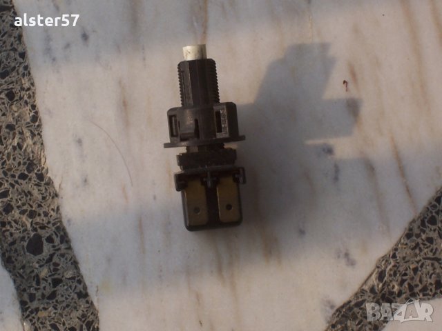 Сензор автомат за стопове 82GB-13K452-1 за Форд, снимка 3 - Части - 26911855