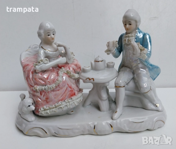 НАЙ ДОБРАТА ОФЕРТА Стара немска Порцеланова фигура , мъж и жена на чай 