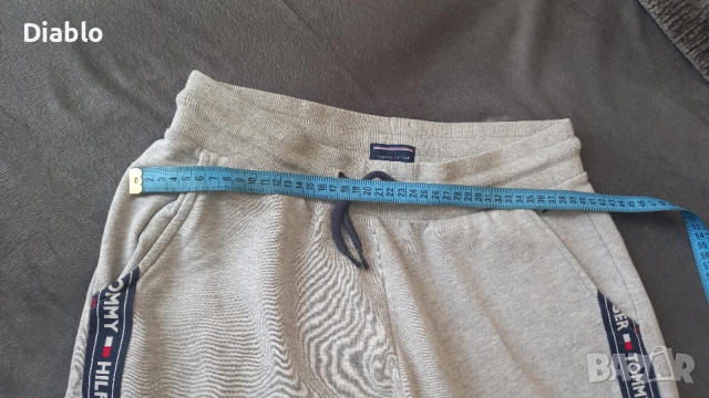 анцунг долница Tommy Hilfiger , снимка 2 - Спортни дрехи, екипи - 53393824