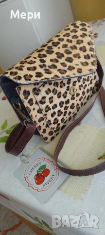 Дамска чанта естествена кожа, снимка 4 - Чанти - 53582449