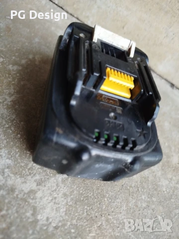 Батерия MAKITA 18 волта 3 A-за ремонт, снимка 8 - Други инструменти - 51400224