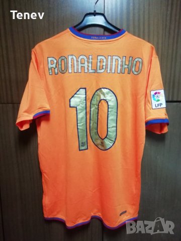 Barcelona Ronaldinho Nike оригинална тениска с автограф Барселона Роналдиньо , снимка 1 - Тениски - 43340955