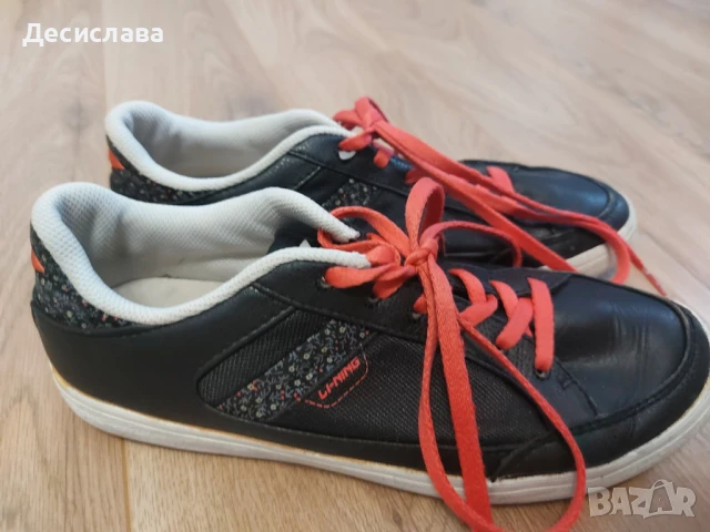 Маратонки за момиче номер 36,5