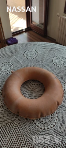 Надуваема антидекубитална възглавница за сядане с отвор