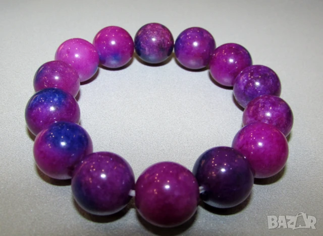 Гривна от натурален сугилит 60гр. 14мм, снимка 2 - Гривни - 51142930