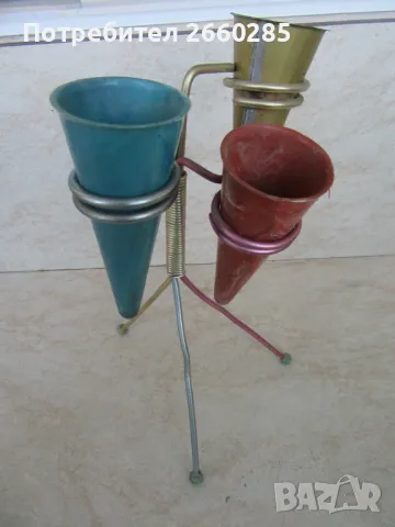 ТРОЙНА ВАЗИЧКА ЗА СУХИ ЦВЕТЯ - ранен соц, снимка 1