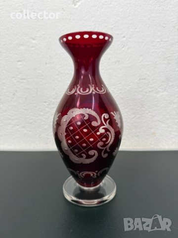 Рубинено червена ваза -  Егерман. №7723