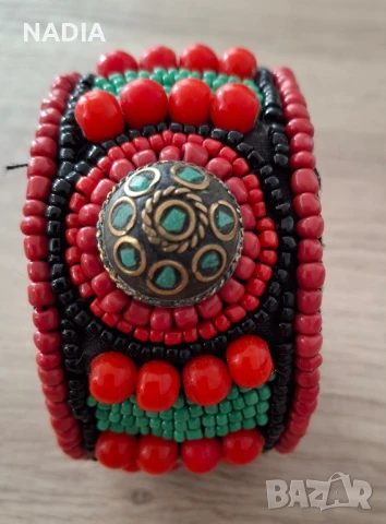 Масивна гривна с мъниста, снимка 5 - Гривни - 50644718