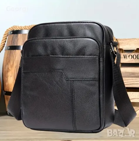 Практична и Елегантна Мъжка чанта (Във варианти Черна ест. и гланцова мека кожа)