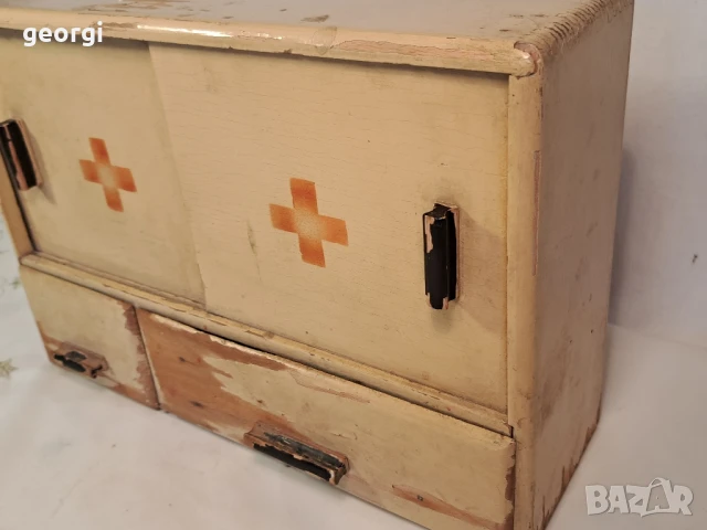 ретро дървена аптечка  26/5, снимка 3 - Антикварни и старинни предмети - 50850111