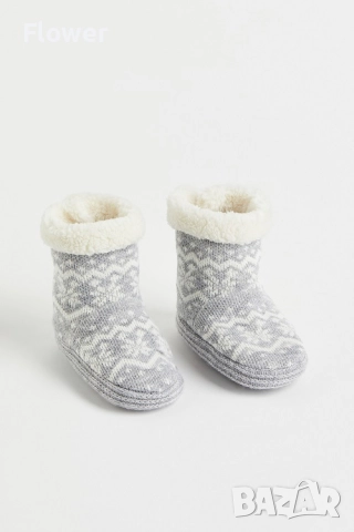 Нови Бебешки/Детски пантофи НМ 18/19 номер сиви, снимка 9 - Детски пантофи - 52954834