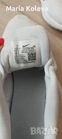 Маратонки NIKE , снимка 2 - Маратонки - 38406325