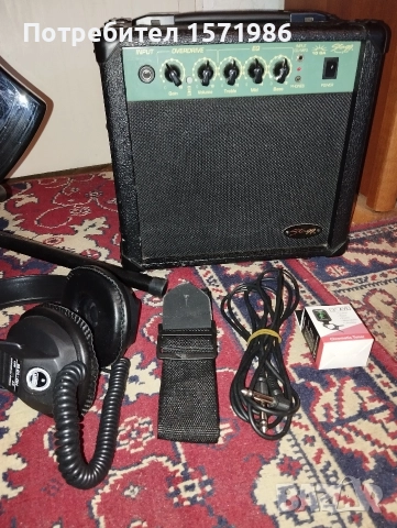 Детско юношеска електрическа китара с кубе, кабел, калъф,колан, тунер и слушалки , снимка 2 - Китари - 52792871