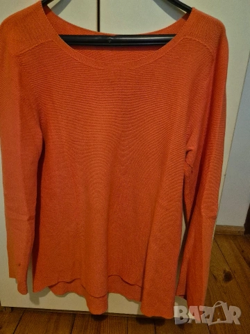 оранжев пуловер, снимка 2 - Блузи с дълъг ръкав и пуловери - 53481833