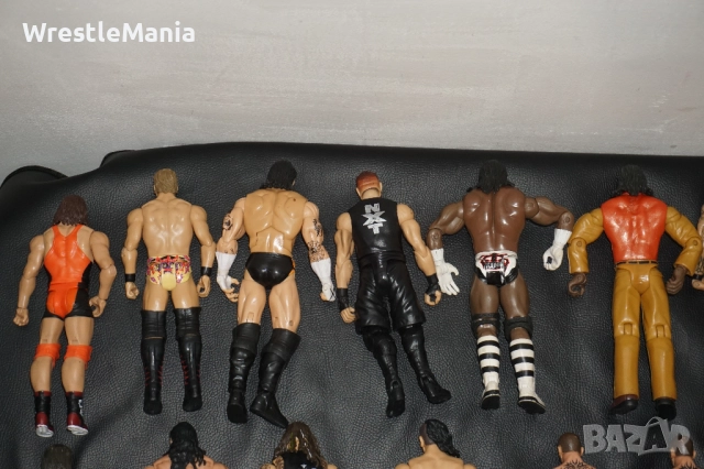 35 Кеч Фигури Lita/Lana/Test/D-Von Dudley/Samoa Joe/The Undertaker/Shane Douglas/The Miz/Seth Rollin, снимка 11 - Колекции - 51856261