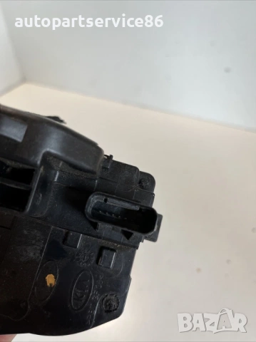 Механизъм на заключване за задна дясна врата за KIA Ceed 1.6 CRDi (2010), снимка 2 - Части - 53242281