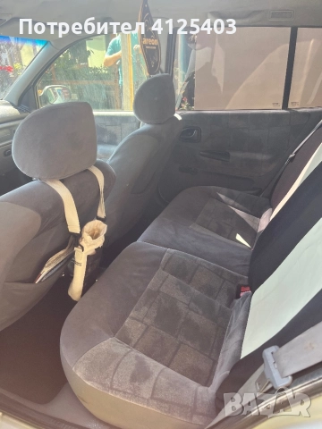 Renault Megane 1,6i, снимка 7 - Автомобили и джипове - 51667155
