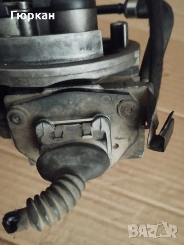 VW  1.8 Карбуратор 0438201176, снимка 7 - Части - 52239617