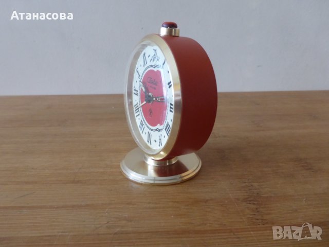 Колекционерски будилник часовник Слава на кирилица червен, снимка 6 - Антикварни и старинни предмети - 44003630