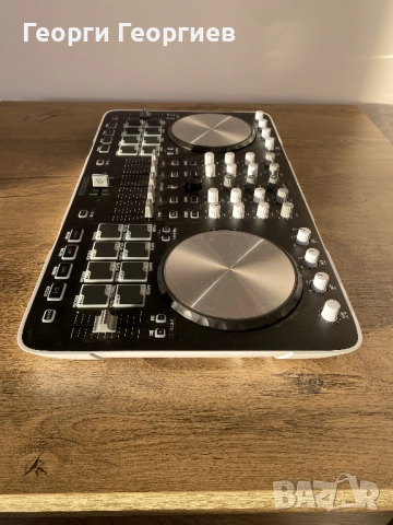 serato reloop beatmix 4 DJ Console, снимка 6 - Друга електроника - 52368637