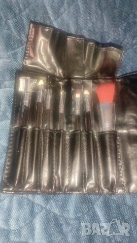 комплект четки за нанасяне на грим, снимка 1