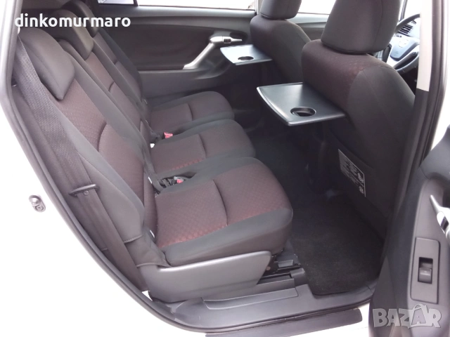 Toyota Verso 2.0D4D-126kc. Панорама, снимка 13 - Автомобили и джипове - 53047326